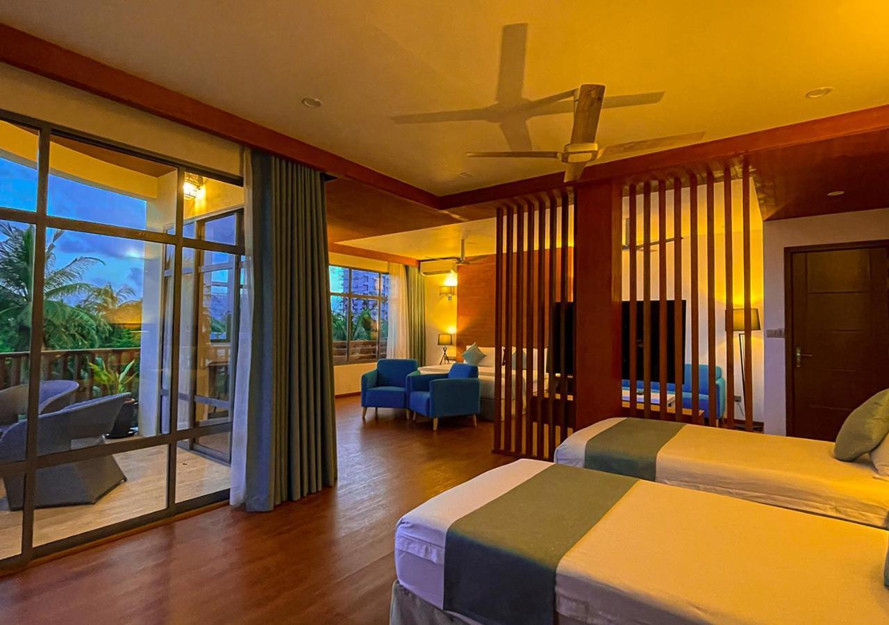 Araamu Hotels Maldives At Диффуши Номер фото