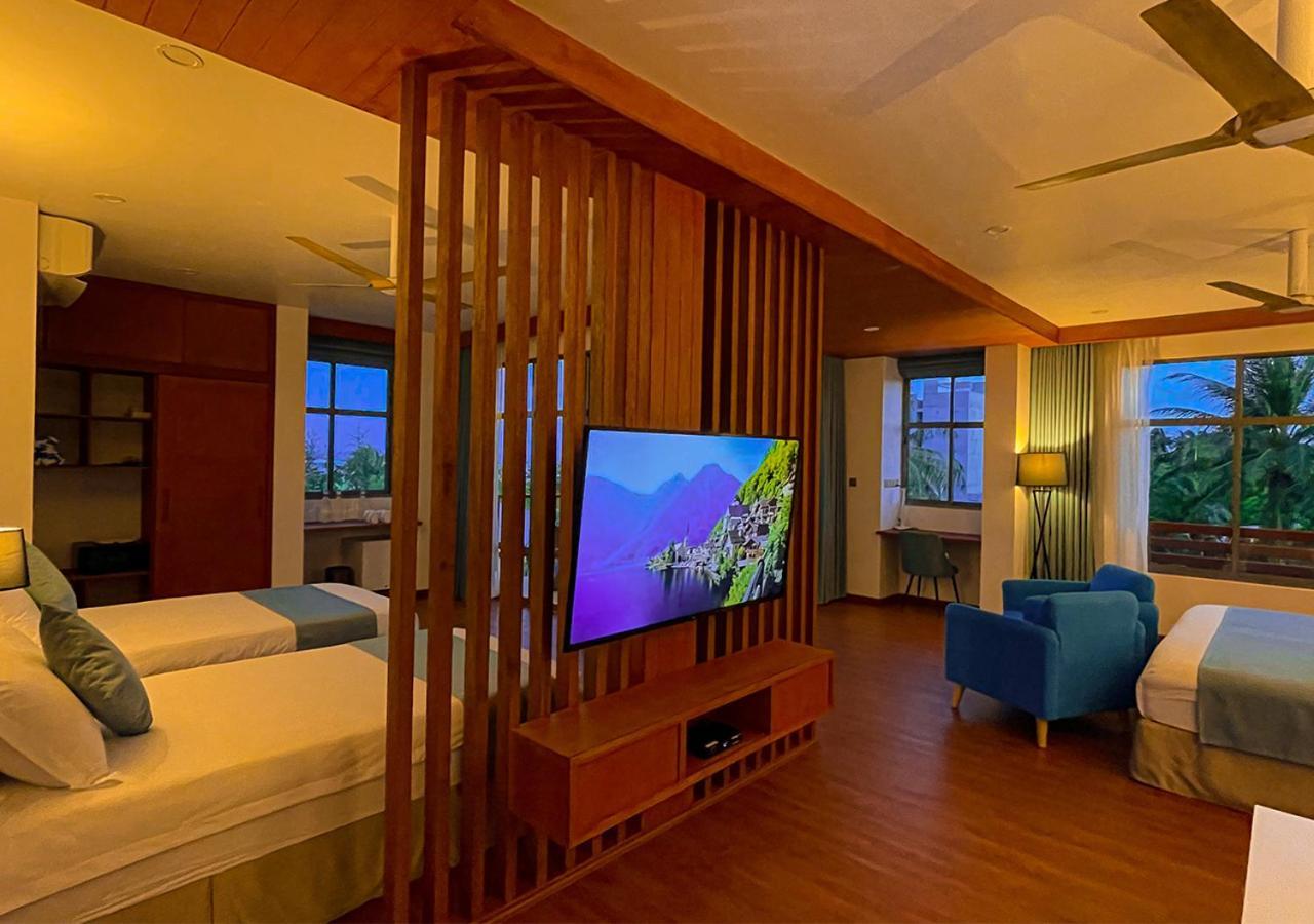 Araamu Hotels Maldives At Диффуши Экстерьер фото